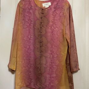 Womens large button up tunic